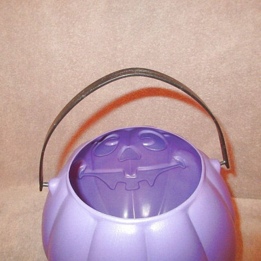 Vtg Halloween Blow Mold Pumpkin Candy Bucket Trick Or Treat Jack-O-Lantern 9" - Picture 6 of 9